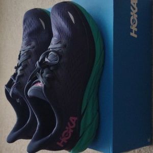 Hoka Clifton 8 Outer space/Atlantis